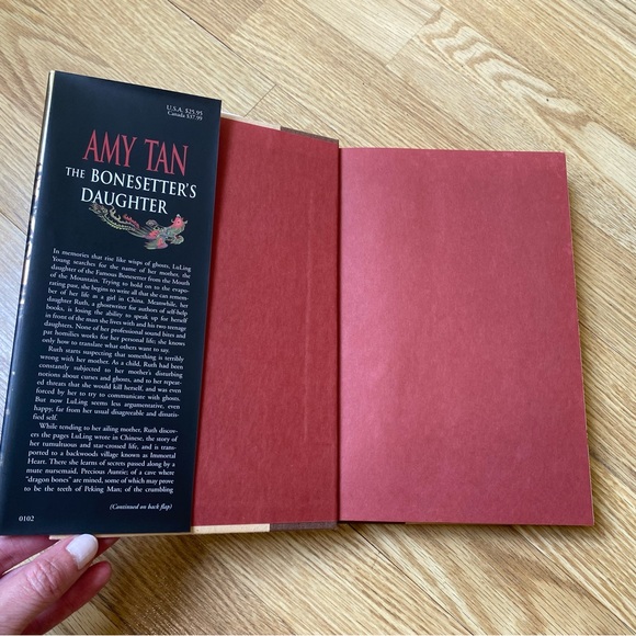 The Bonesetters Daughter by Amy Tan , hardcover book - Picture 2 of 9